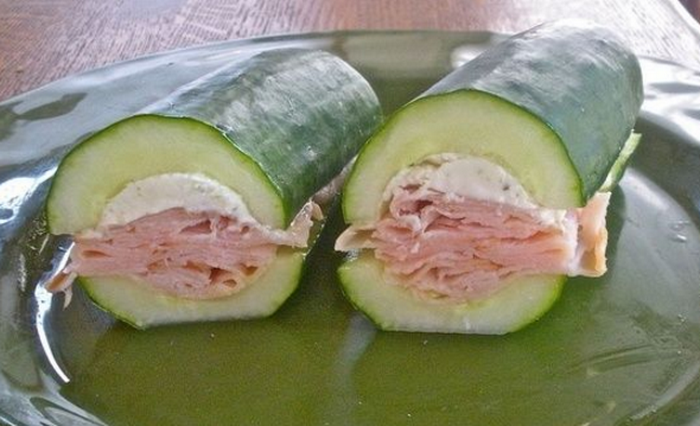 Como você pode jantar sem prejudicar a figura. Lanches saudáveis ​​- idéias. Os benefícios e danos do lanche no tra