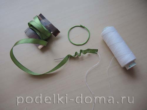 Новорічна коробочка для подарунка квадратна своїми руками. Новорічна коробочка своїми руками, майстер-клас