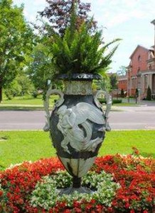 Diseño paisajístico del parque: las mejores soluciones. Paisaje de arboles y arbustos.
