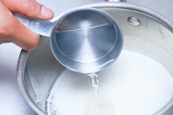 A composição química do refrigerante. O que é bicarbonato de sódio e como funciona? Como o bicarbonato de sódio cur