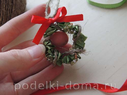 Новорічна коробочка для подарунка квадратна своїми руками. Новорічна коробочка своїми руками, майстер-клас